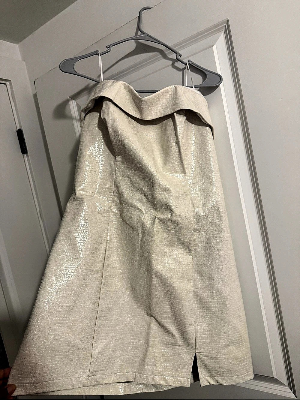 Cream Pencil dress Like New